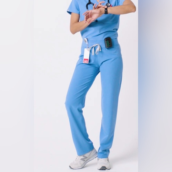 Meet your Posher, Elizabeth - Picture 8 of 16